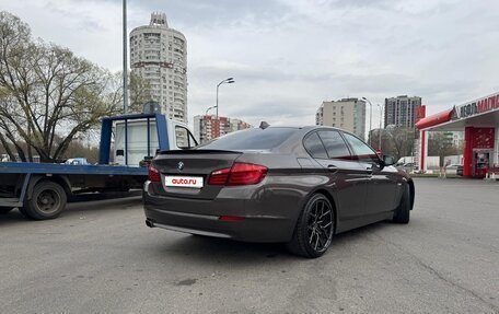 BMW 5 серия, 2012 год, 2 100 000 рублей, 11 фотография