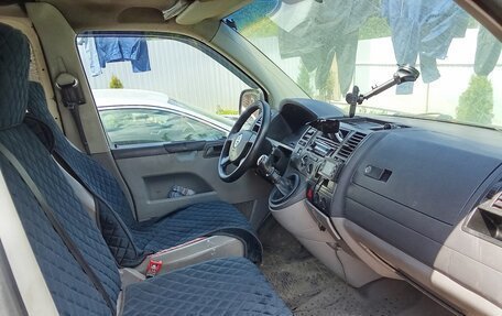 Volkswagen Transporter T5 рестайлинг, 2008 год, 650 000 рублей, 2 фотография