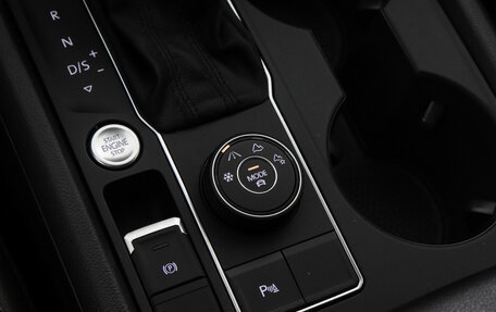 Volkswagen Teramont I, 2018 год, 3 397 000 рублей, 19 фотография