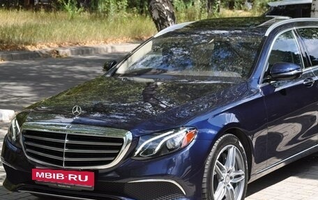 Mercedes-Benz E-Класс, 2018 год, 3 850 000 рублей, 6 фотография