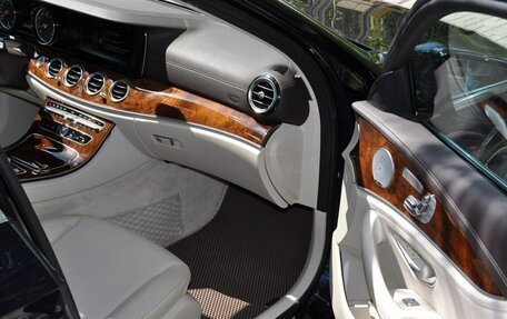 Mercedes-Benz E-Класс, 2018 год, 3 850 000 рублей, 11 фотография