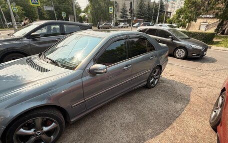 Mercedes-Benz C-Класс, 2005 год, 610 000 рублей, 4 фотография