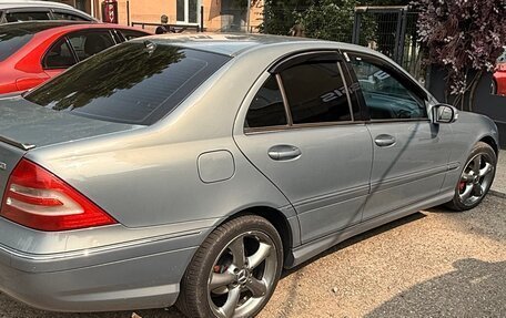 Mercedes-Benz C-Класс, 2005 год, 610 000 рублей, 8 фотография