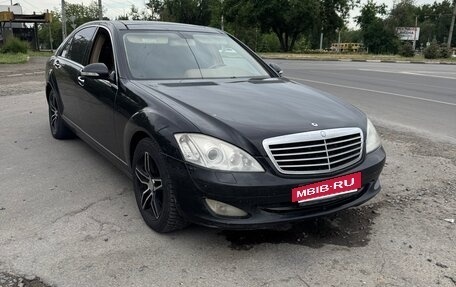 Mercedes-Benz S-Класс, 2006 год, 940 000 рублей, 2 фотография