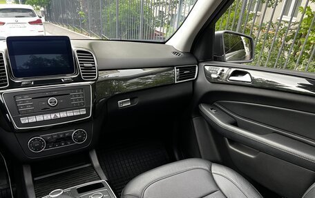 Mercedes-Benz GLE, 2017 год, 4 500 000 рублей, 18 фотография