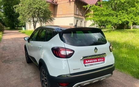 Renault Kaptur I рестайлинг, 2018 год, 1 650 000 рублей, 2 фотография