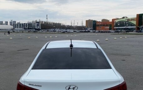 Hyundai Solaris II рестайлинг, 2018 год, 700 000 рублей, 2 фотография