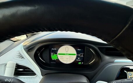 Chevrolet Bolt, 2017 год, 1 990 000 рублей, 17 фотография