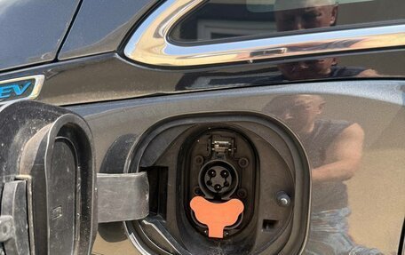 Chevrolet Bolt, 2017 год, 1 990 000 рублей, 31 фотография