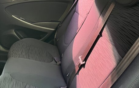Hyundai Solaris II рестайлинг, 2015 год, 890 000 рублей, 12 фотография