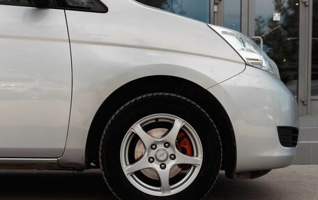 Toyota ISis I, 2009 год, 930 000 рублей, 8 фотография