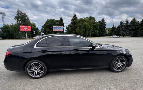 Mercedes-Benz E-Класс, 2019 год, 3 567 000 рублей, 5 фотография