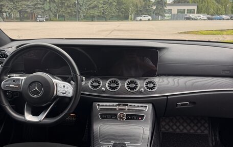 Mercedes-Benz E-Класс, 2019 год, 3 567 000 рублей, 11 фотография