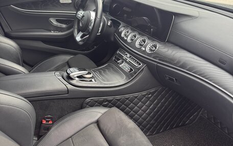 Mercedes-Benz E-Класс, 2019 год, 3 567 000 рублей, 12 фотография