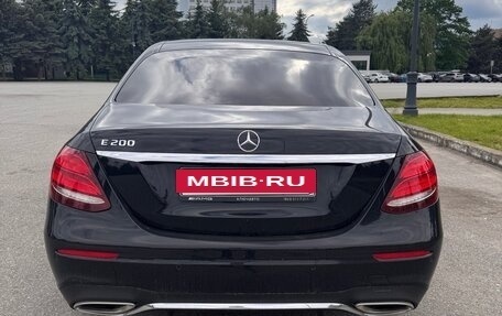 Mercedes-Benz E-Класс, 2019 год, 3 567 000 рублей, 7 фотография