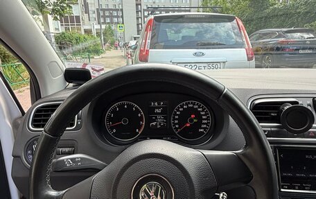 Volkswagen Polo VI (EU Market), 2013 год, 950 000 рублей, 11 фотография