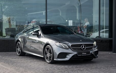 Mercedes-Benz E-Класс, 2018 год, 4 199 000 рублей, 7 фотография