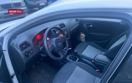 Volkswagen Polo VI (EU Market), 2012 год, 590 000 рублей, 5 фотография
