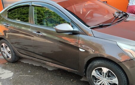 Hyundai Solaris II рестайлинг, 2016 год, 600 000 рублей, 2 фотография