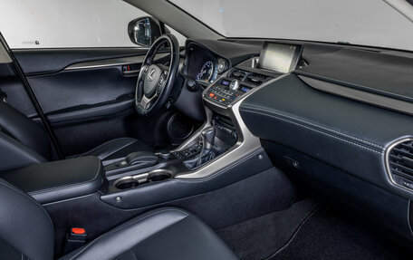 Lexus NX I, 2015 год, 2 280 000 рублей, 10 фотография