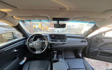 Lexus ES VII, 2020 год, 3 790 000 рублей, 7 фотография