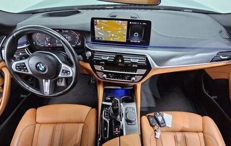 BMW 5 серия, 2022 год, 3 050 000 рублей, 9 фотография