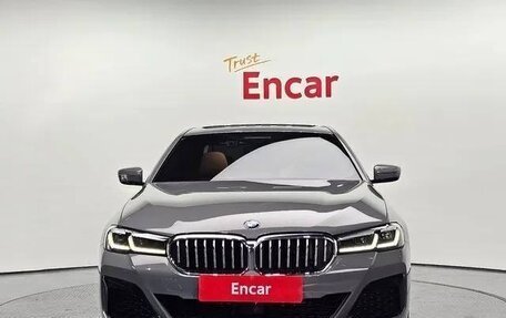 BMW 5 серия, 2022 год, 3 050 000 рублей, 3 фотография