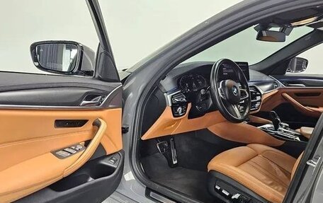 BMW 5 серия, 2022 год, 3 050 000 рублей, 10 фотография