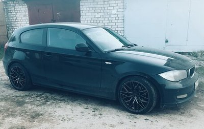 BMW 1 серия, 2010 год, 900 000 рублей, 1 фотография