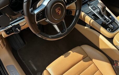 Porsche Panamera II рестайлинг, 2017 год, 8 000 000 рублей, 3 фотография