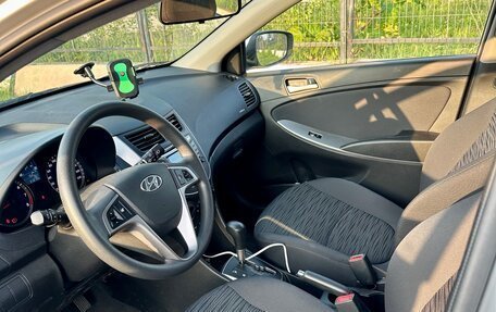 Hyundai Solaris II рестайлинг, 2016 год, 1 550 000 рублей, 4 фотография