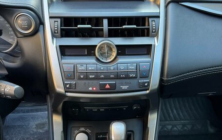 Lexus NX I, 2016 год, 2 590 000 рублей, 15 фотография