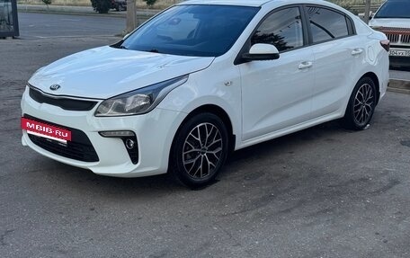 KIA Rio IV, 2017 год, 1 020 000 рублей, 2 фотография