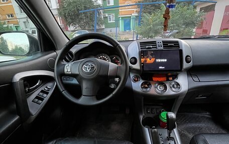 Toyota RAV4, 2006 год, 1 100 000 рублей, 4 фотография