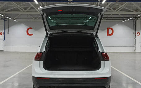 Volkswagen Tiguan II, 2019 год, 2 362 000 рублей, 12 фотография