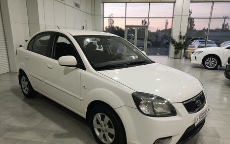 KIA Rio II, 2011 год, 745 000 рублей, 2 фотография