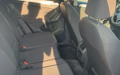 Volkswagen Tiguan II, 2020 год, 2 650 000 рублей, 8 фотография