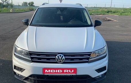 Volkswagen Tiguan II, 2020 год, 2 650 000 рублей, 9 фотография