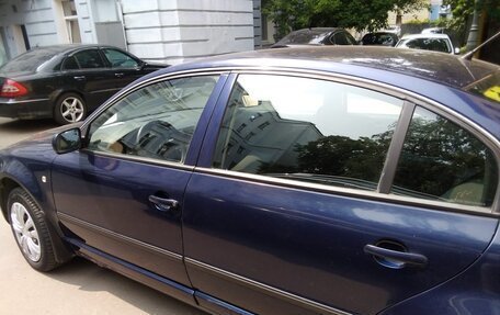 Skoda Superb III рестайлинг, 2004 год, 650 000 рублей, 14 фотография