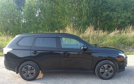 Mitsubishi Outlander III рестайлинг 3, 2012 год, 1 370 000 рублей, 9 фотография