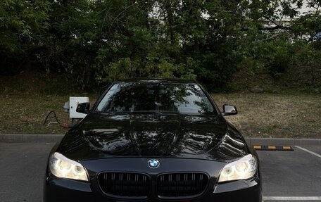 BMW 5 серия, 2013 год, 2 900 000 рублей, 1 фотография