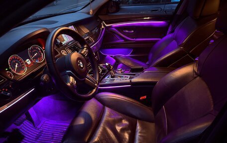 BMW 5 серия, 2013 год, 2 900 000 рублей, 21 фотография