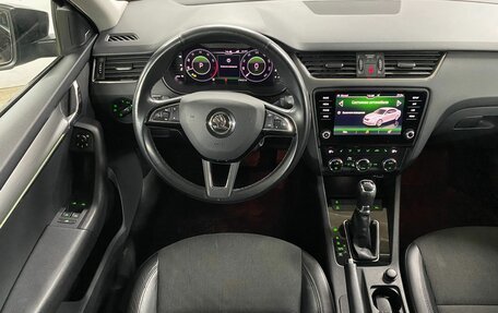 Skoda Octavia, 2019 год, 1 599 000 рублей, 11 фотография