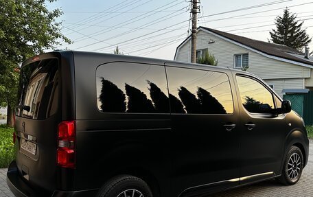Peugeot Traveller I, 2021 год, 3 090 000 рублей, 4 фотография