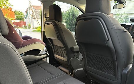 Peugeot Traveller I, 2021 год, 3 090 000 рублей, 13 фотография