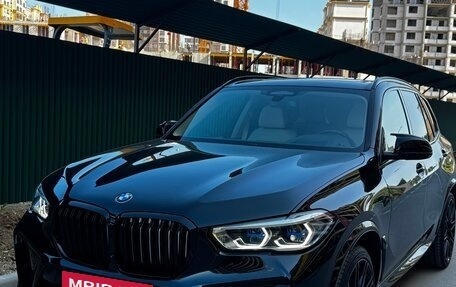 BMW X5, 2021 год, 8 900 000 рублей, 2 фотография
