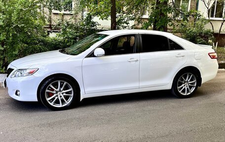 Toyota Camry, 2010 год, 1 550 000 рублей, 2 фотография