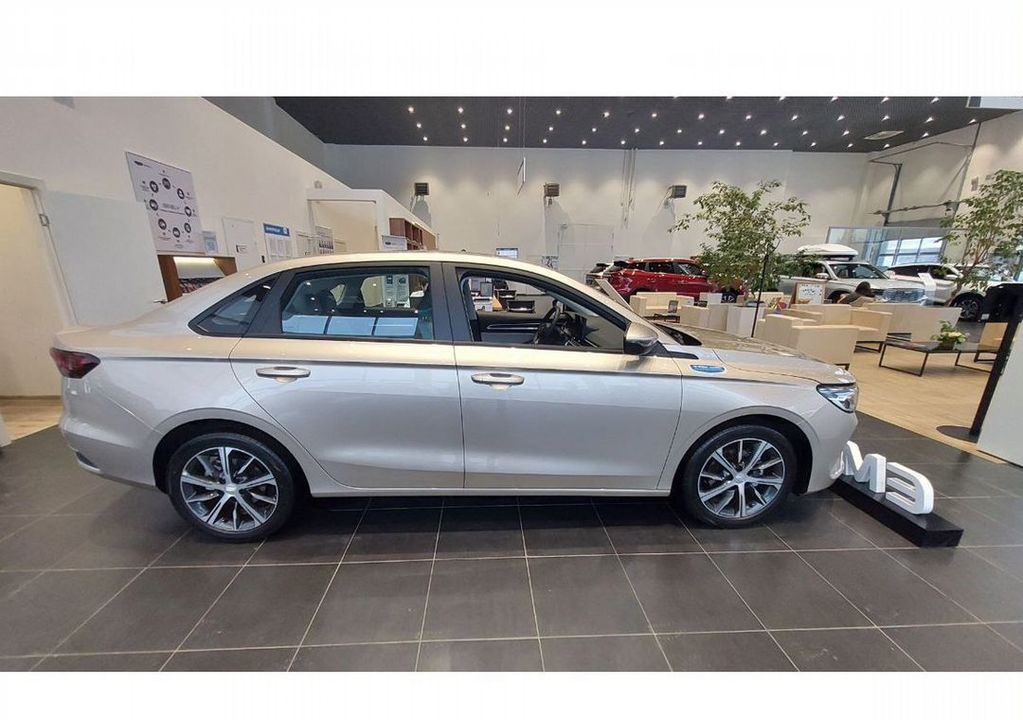 Geely Emgrand, 2024 год, 1 773 947 рублей, 10 фотография