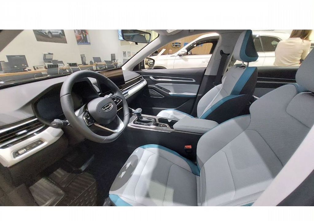 Geely Emgrand, 2024 год, 1 773 947 рублей, 8 фотография