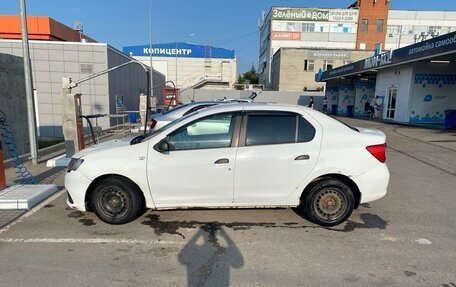 Renault Logan II, 2018 год, 255 000 рублей, 4 фотография